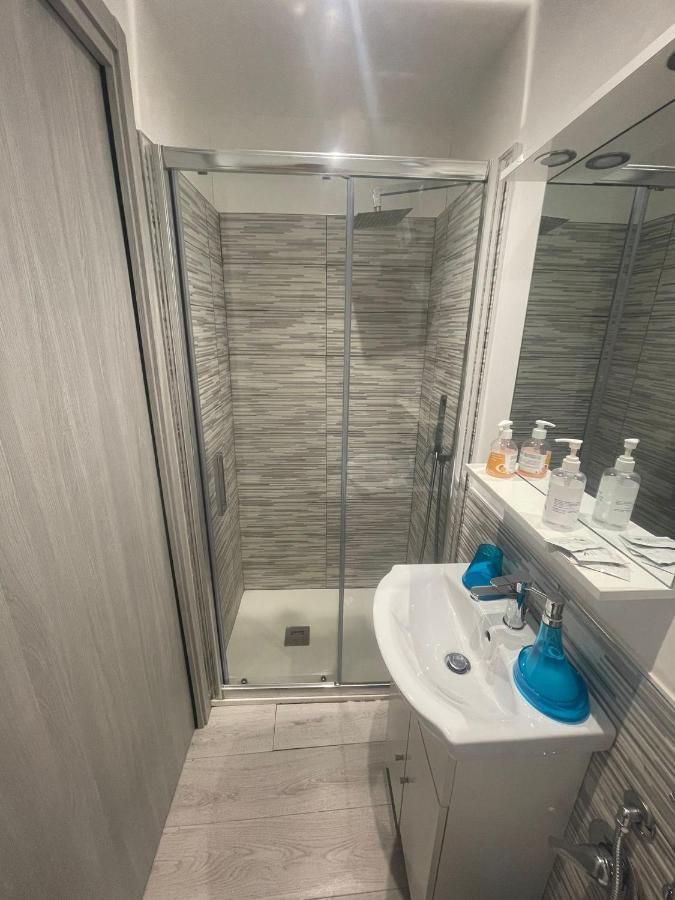 Maison Rinaldi Srl Бари Экстерьер фото