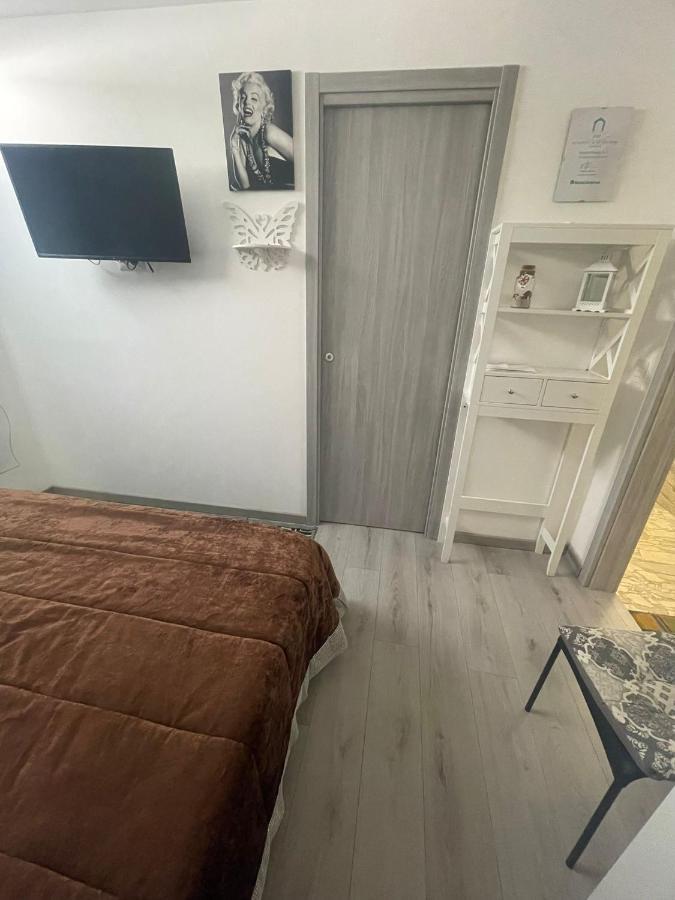 Maison Rinaldi Srl Бари Экстерьер фото