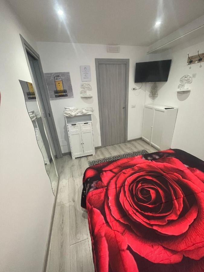 Maison Rinaldi Srl Бари Экстерьер фото